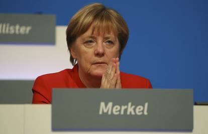 Njemačka kancelarka Merkel otkrila je kada će odstupiti...