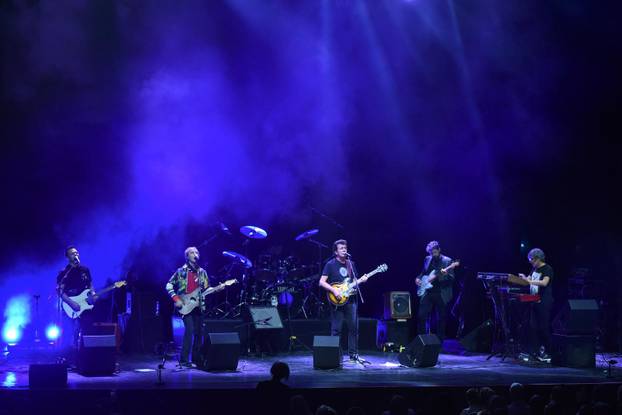 Beograd: Bajaga i Instruktori održali koncert "Pozitivna geografija" obilježivši 40 godina od prvog beogradskog nastupa na istom mjestu 