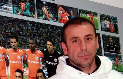 Bivši trener Istanbula Abdullah Avci zamijenio Guusa Hiddinka