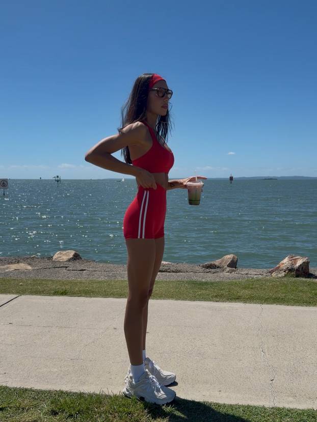 FOTO Nije sve o fitnessu! Ash objašnjava kako imati lijepo tijelo bez nezdravih metoda