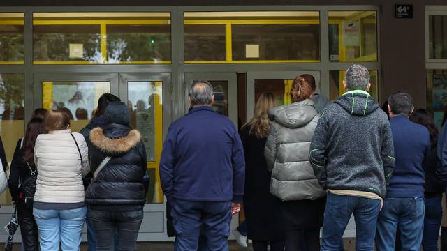 Prekršeni su baš svi zakoni koji su dječaku garantirali pomoć