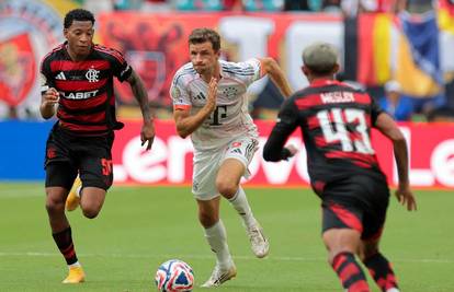 Još nije kraj za legendu: Muller karijeru nastavlja u SAD-u