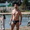 FOTO Splitski dogradonačelnik u uskim gaćicama zaigrao picigin