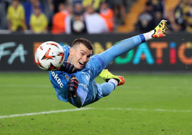 Europa League - Fenerbahce v Union Saint-Gilloise