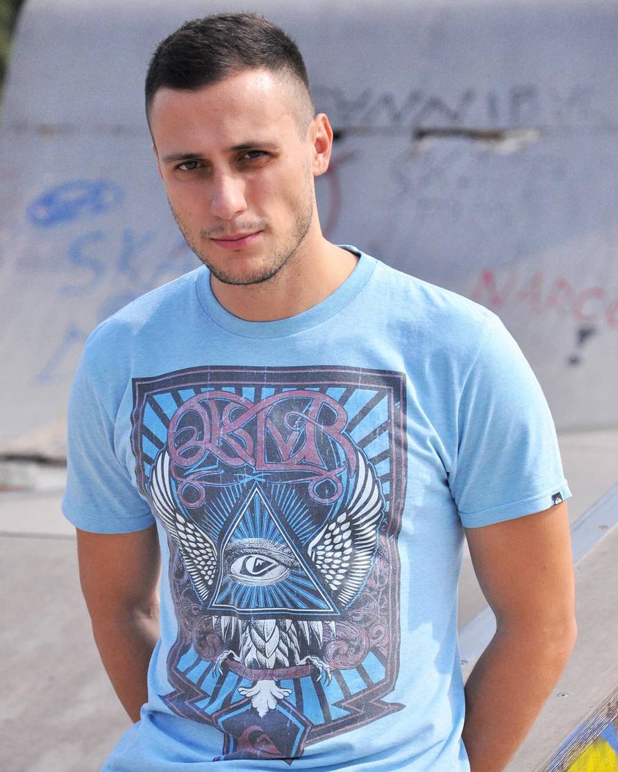 Srpski glumci 'podigli prašinu' jer su završili na porno stranici