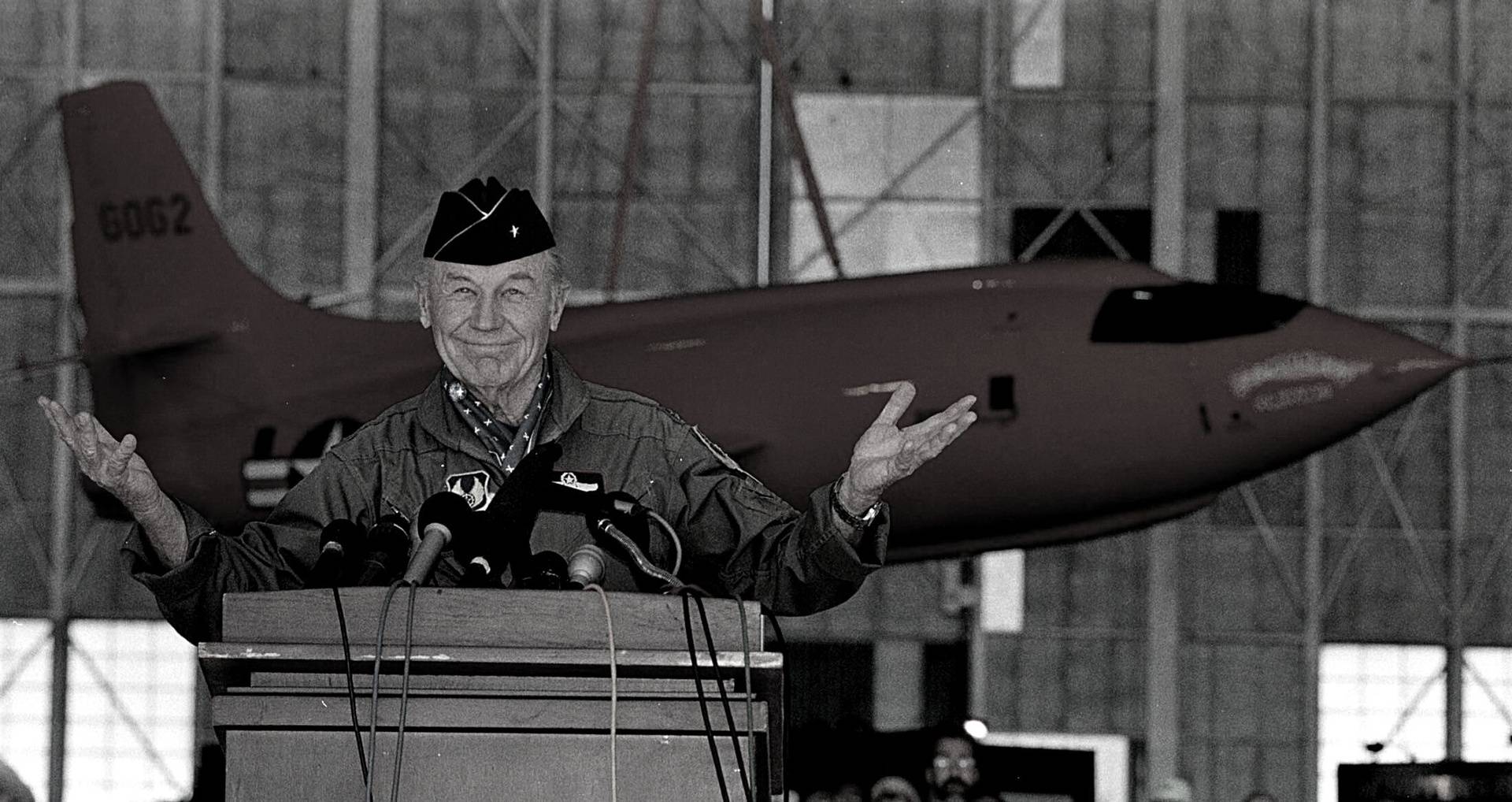 Prvi je probio zvučni zid: Umro legendarni pilot Chuck Yeager