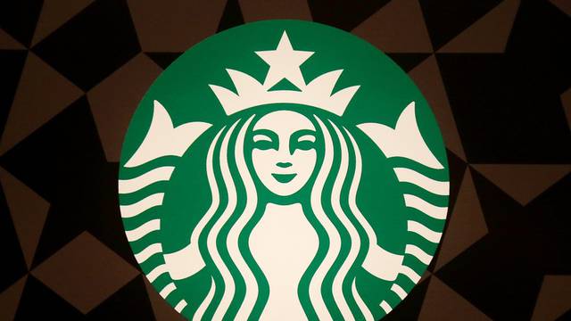 Starbucks će zaposliti 10.000 izbjeglica u kafićima u svijetu