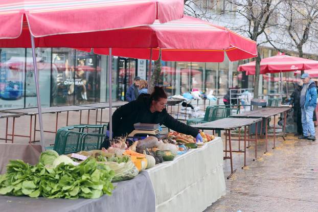 Zagreb: Europski trg je od danas tržnica