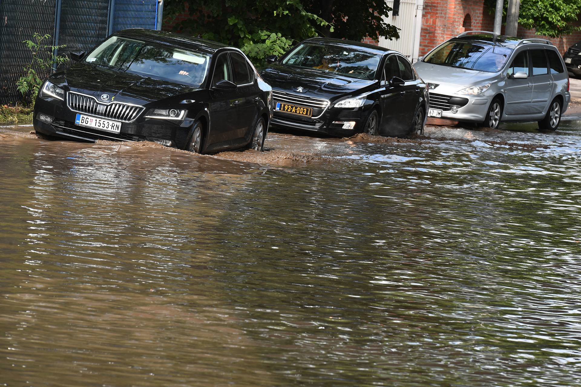 Beograd pod vodom: U par sati palo kiše kao za mjesec dana