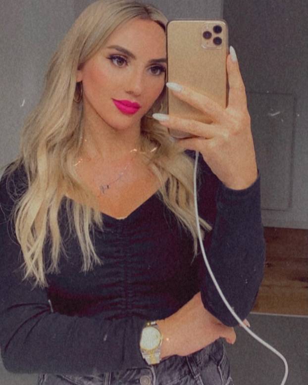 FOTO Majci bivšeg hajdukovca ne vjeruju kako mlado izgleda. Sin joj se sad vratio u domovinu