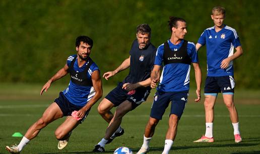 FOTO 'Joga bonito' u Brdu kod Kranja: Bišćan i Tomić pokazali igračima Dinama kako se to radi