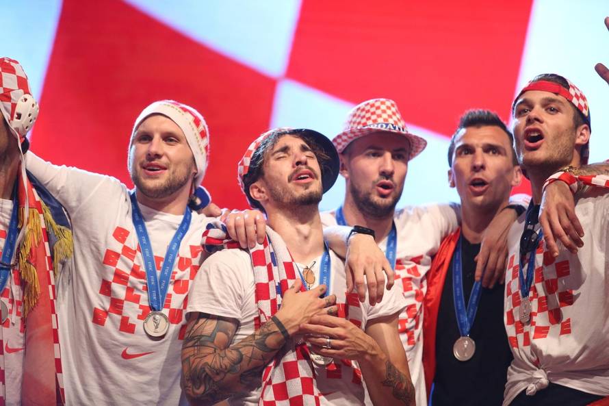 Svečani doček Vatrenih na Trgu bana Josipa Jelačića