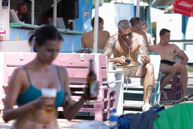 Osječko kupalište na Dravi omiljeno je mjesto za rashlađivanje