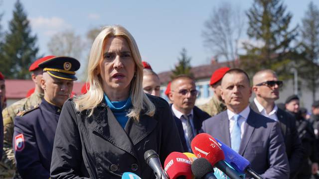 Banja Luka: Središnja svečanost obilježavanja 4. travnja - Dana policije i 30 godina postojanja Ministarstva unutrašnjih poslova