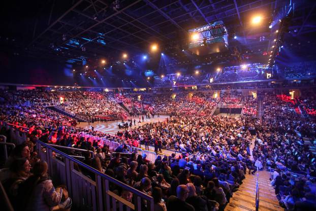 Zagreb: U Areni Zagreb pripreme pred veliko finale Supertalenta