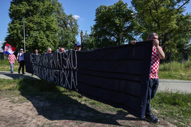 Zagreb: Branitelji dolaze na Trnjanske kresove