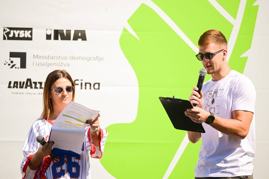 Zagreb:  Ekotlon na jezeru Bundek