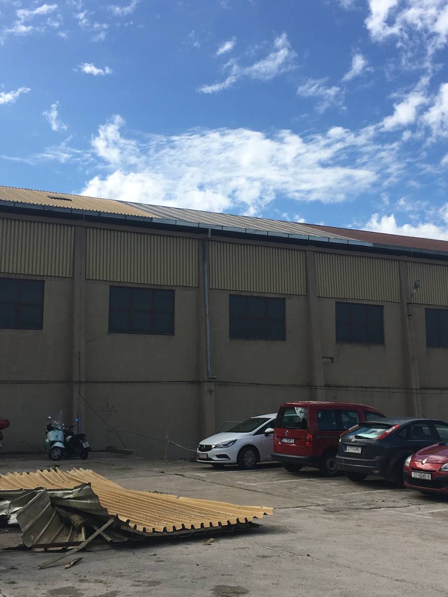 Jaka kiša poplavila Trogir, na Čiovu je pijavica rušila stupove