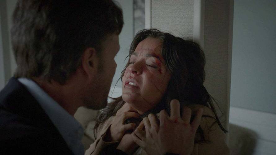 Gledali smo seriju 'Angela': Nije na razini Hitchcockovih djela, ali je dobar Netflixov fast food