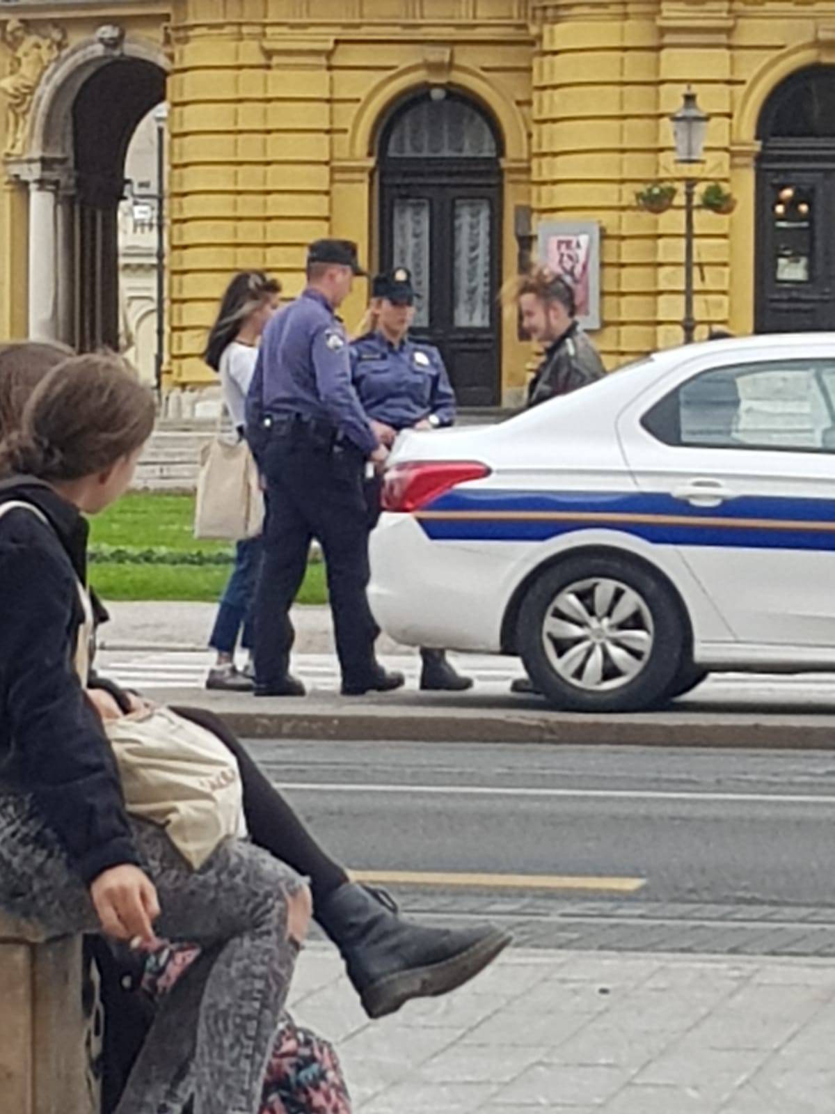 Skidali zastave Hoda za život: Omotat ću se u nju i trčati gola