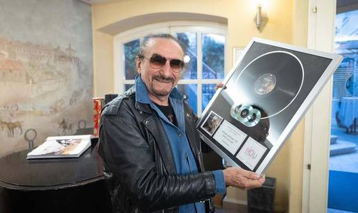 Novo priznanje za album Bijelog dugmeta, a Željko Bebek otkrio dosad nepoznate detalje...