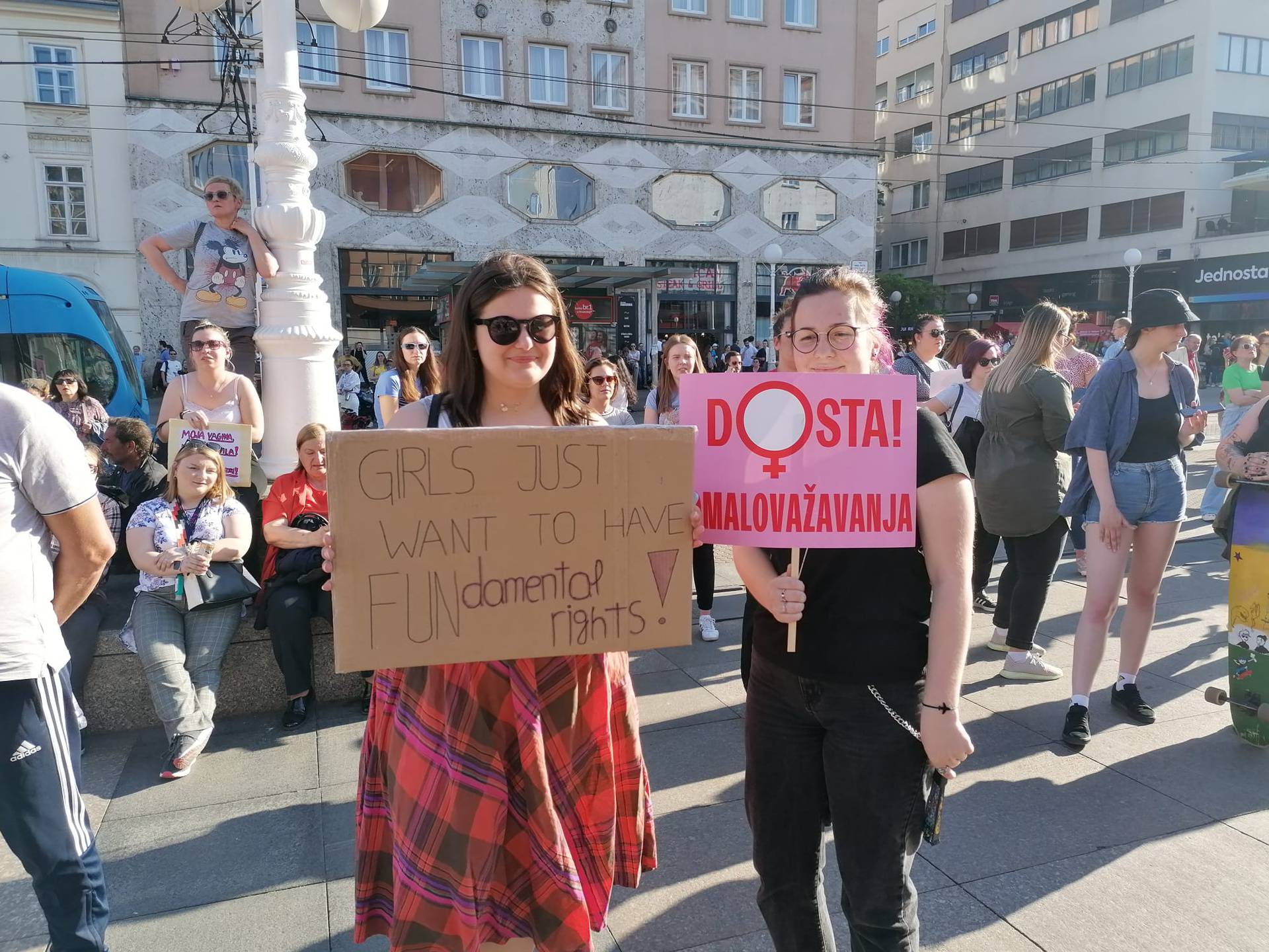 FOTO Pogledajte galeriju: Evo kako je izgledao prosvjed u Zagrebu i u ostalim gradovima