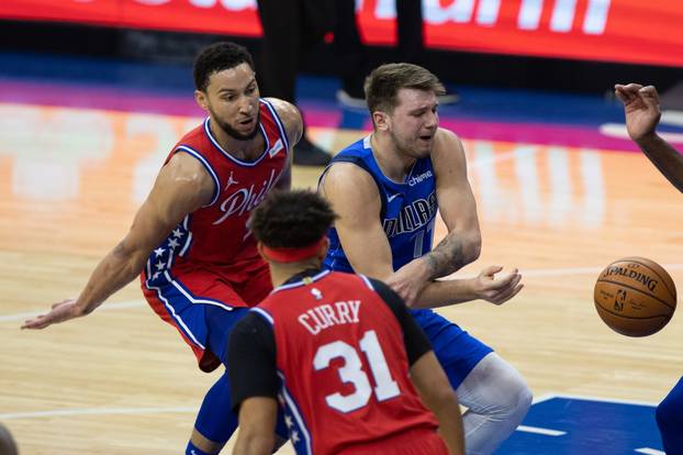 NBA: Dallas Mavericks at Philadelphia 76ers