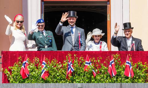 Princeza pozirala u vojnoj odori, svi primijetili jedan detalj! 'Šef vojske morao joj je to odobriti!'