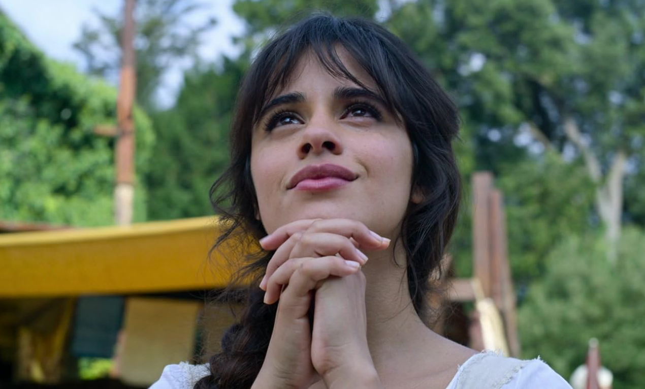 Pepeljuga je postala razuzdana vučica! Camila Cabello tijekom nastupa lizala sladolede s tijela