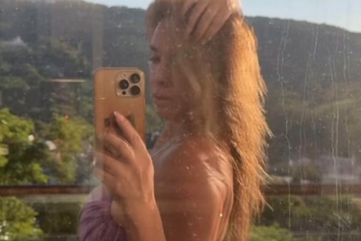 FOTO Nives Celzijus se okrenula u tangicama: 'Mislim da je vrijeme da operem prozore'