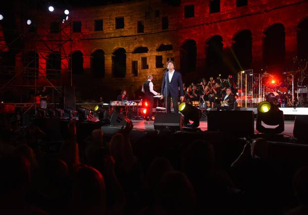 Koncert Zdravka Čolića u Areni u Puli