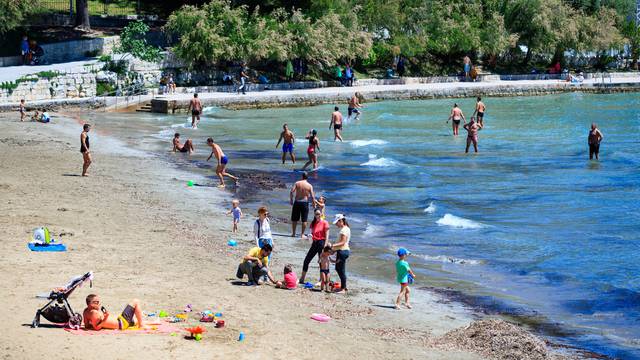 Stručnjak: 'Nitko ne može reći da je plaža uz objekt njegova'