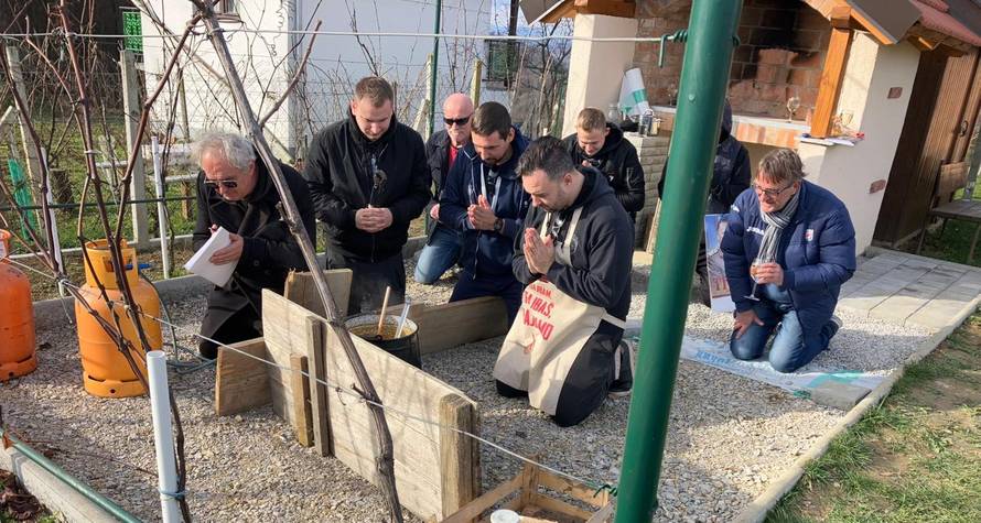 Jan Kerekeš: 'Nakon objave na kojoj klečimo pred gulašom primio sam brojne prijetnje'