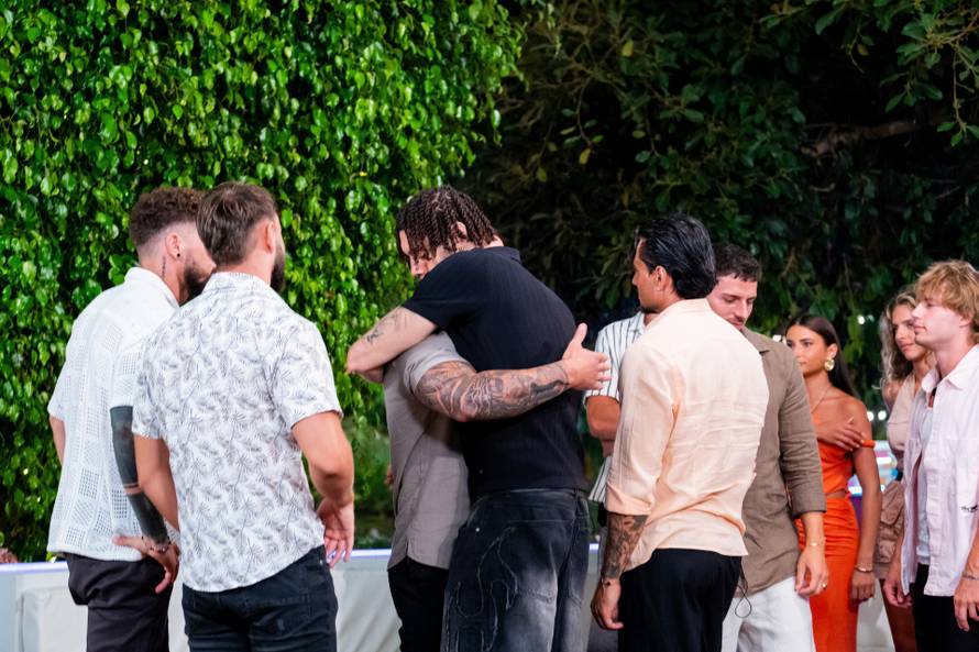Mijo je napustio 'Love Island Adriju': 'Alisa i Valentin su pred pucanjem, on naginje Drini'