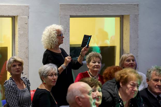 U Zadru održan Bal umirovljenika, zaplesao i ministar Šime Erlić