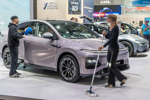 Der neue XPENG G6, chinesisches E-Auto, verspricht ultraschnelles Laden, IAA Mobility 2025, Messe München, September 2025
