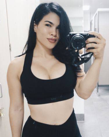 Seks bomba u UFC-u! Rachael Ostovich nitko ne gleda u oči...