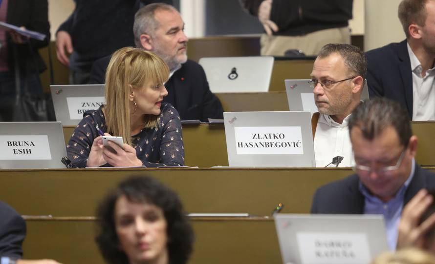 Bandiću je prošao proračun: 'Prodali su se za 1400 kuna'