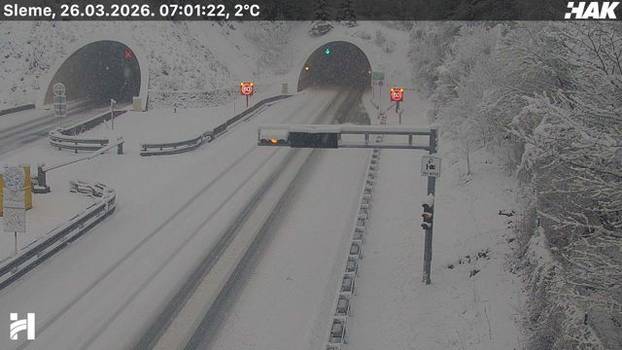 FOTO SNIJEG ZAMEO CESTU Evo kako izgleda A6 Zagreb - Rijeka