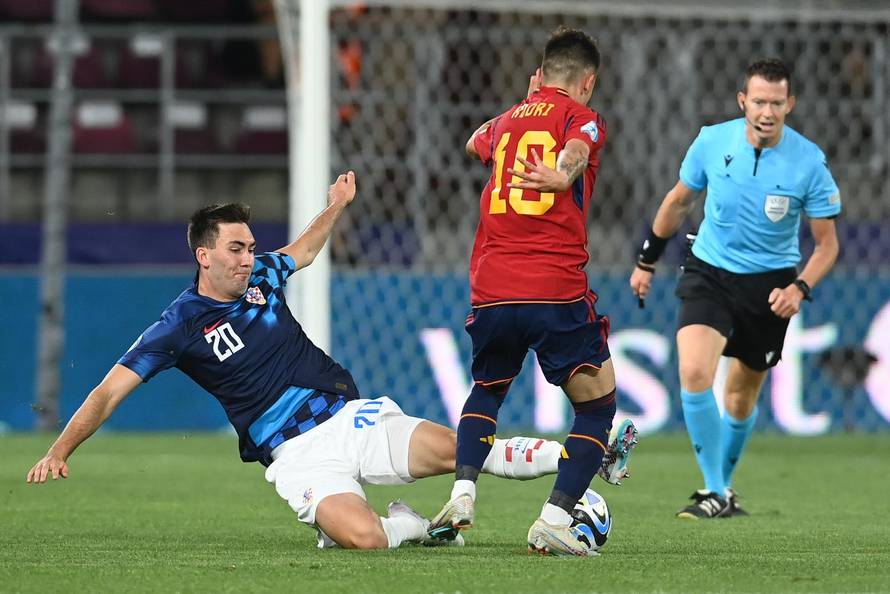 Hrvatska U-21 reprezentacija protiv Španjolske igra drugu utakmicu na Europskom prvenstvu za mlade