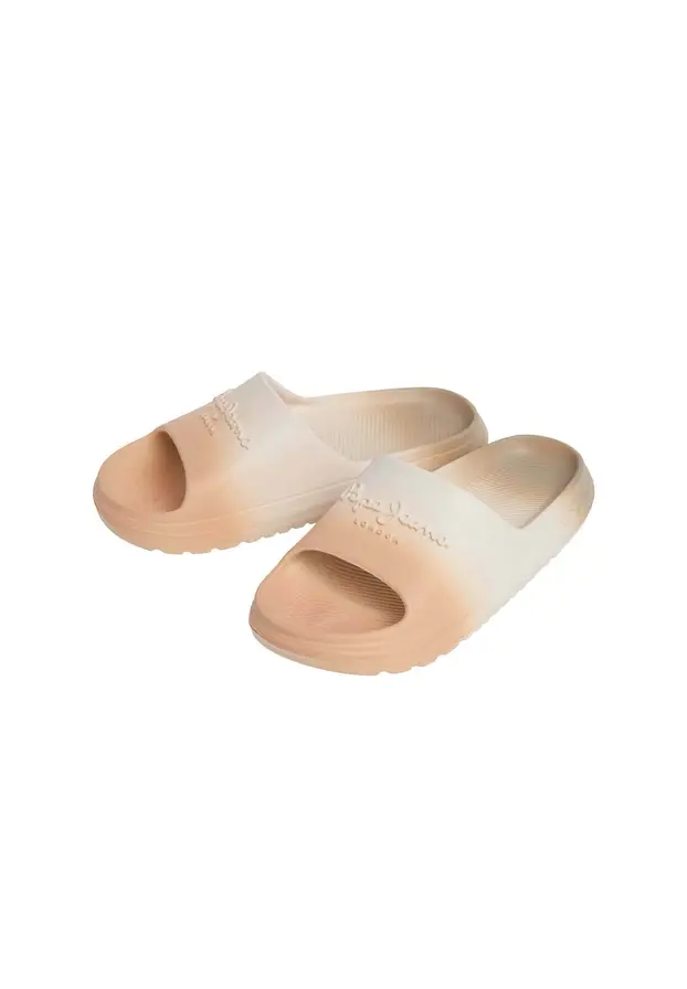 Za svačiji ukus: Pronašli smo slavne natikače po super cijeni