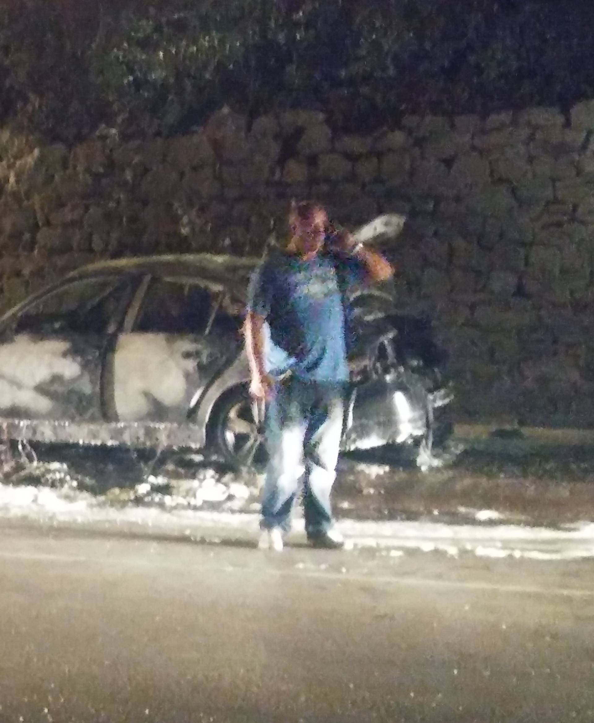 Napali bugarske navijače usred Zadra i zapalili im automobil