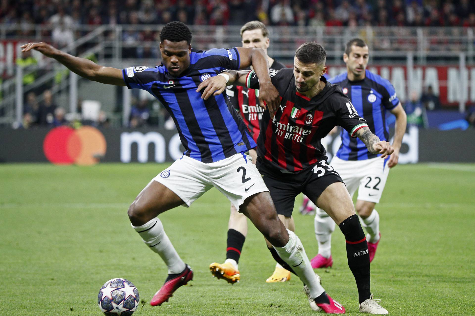 Champions League - Semi Final - First Leg - AC Milan v Inter Milan