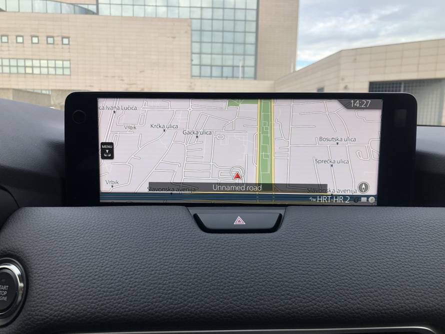 Testirali smo Mazdu CX-60: Tko kaže da dizel nema budućnost!