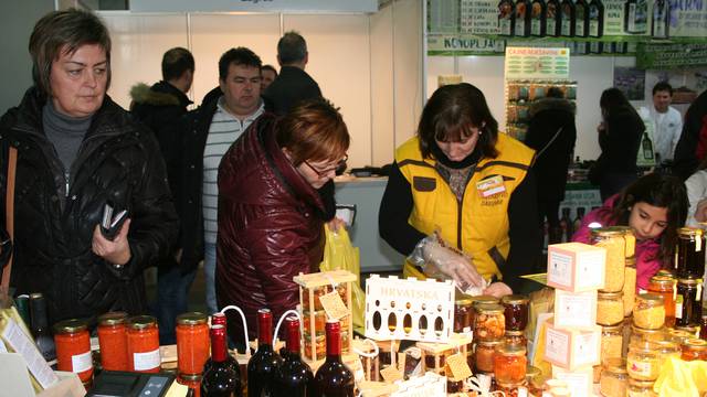 Gudovac: Na pčelarskom sajmu 150 izlagača iz osam zemalja