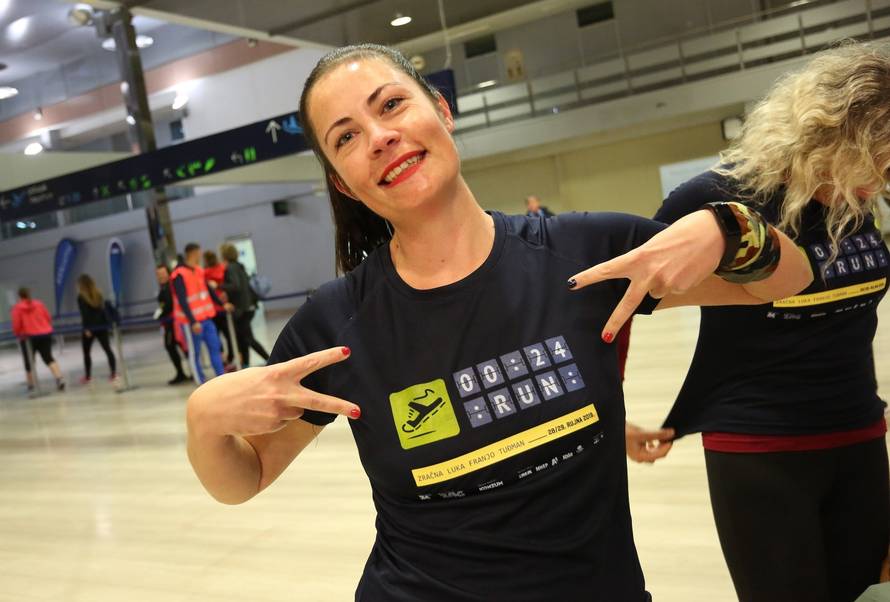 Pripreme u ZraÄnoj luci Franjo TuÄman uoÄi noÄne utrke 00:24