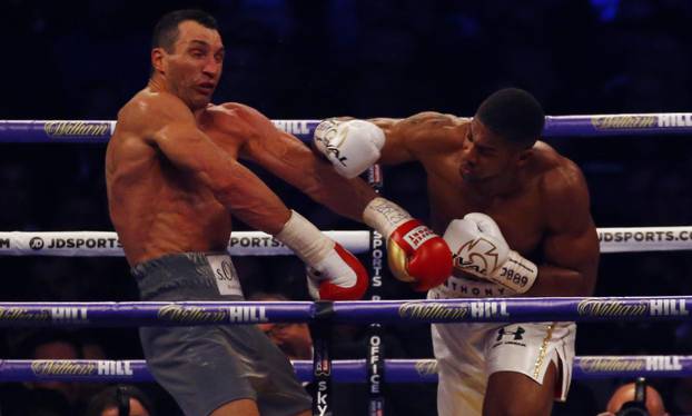 Anthony Joshua in action with Wladimir Klitschko