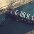 Brod koji je blokirao Sueski kanal nasukao se zbog kvara?