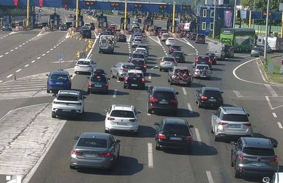 Svi krenuli na more. Gužve na cesti. Kolona kod Lučkog