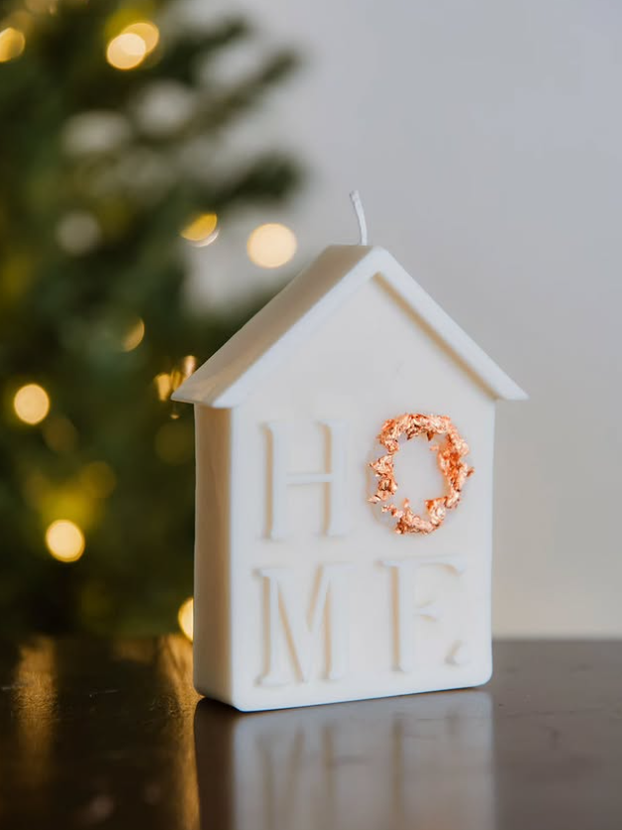 Naši umjetnici i dizajneri nude ukrase za Božić: Šalice se zlate, a vezeni vijenci su najtraženiji